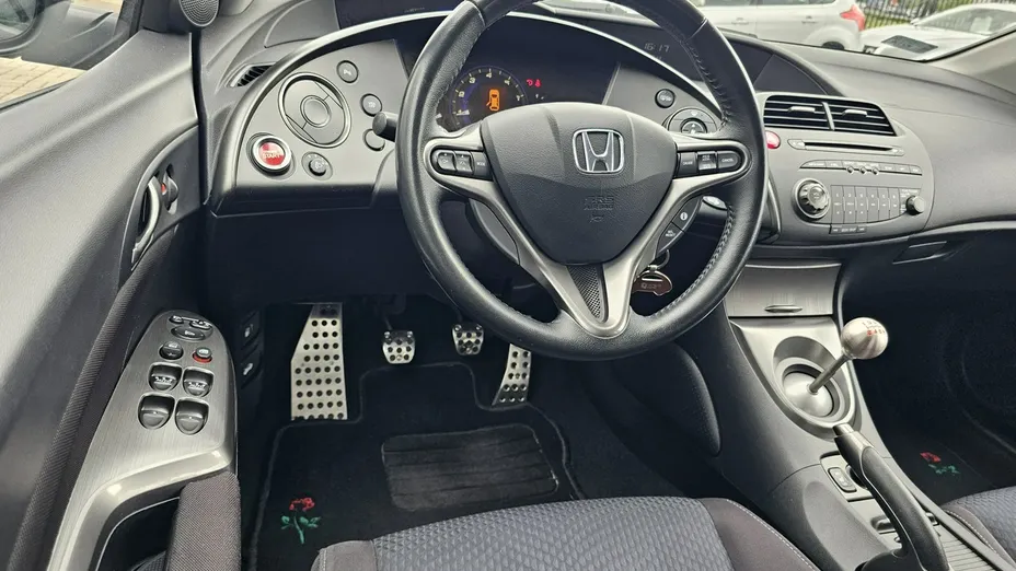HONDA Civic -