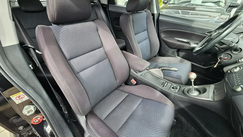 HONDA Civic -