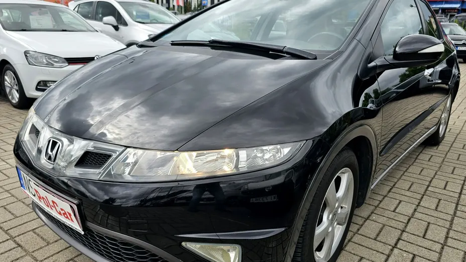 HONDA Civic -