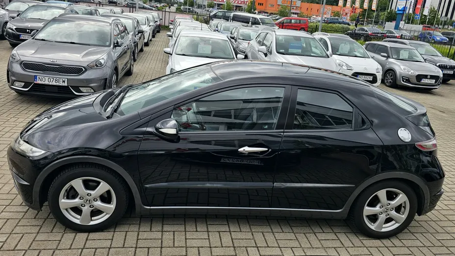 HONDA Civic -