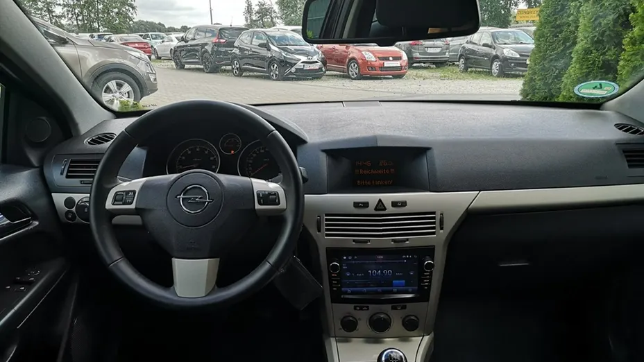 OPEL Astra -