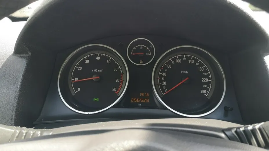 OPEL Astra -