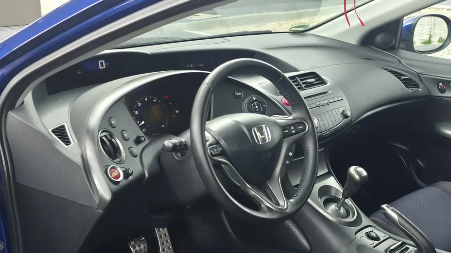 HONDA Civic -