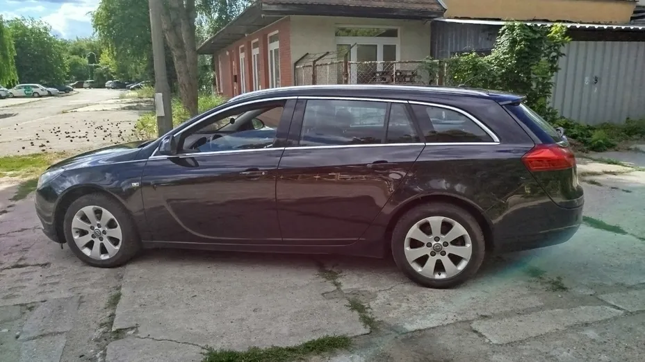 OPEL Insignia -