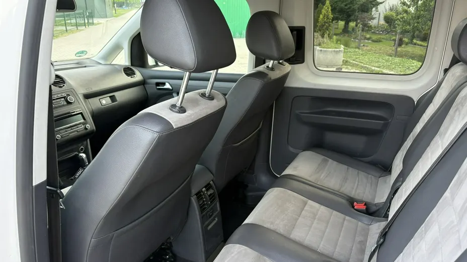 VOLKSWAGEN Caddy -
