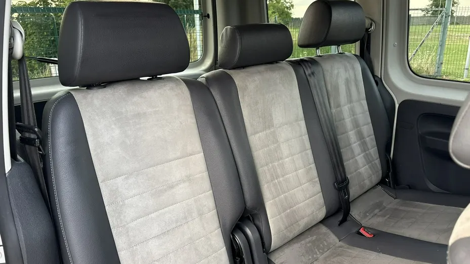 VOLKSWAGEN Caddy -