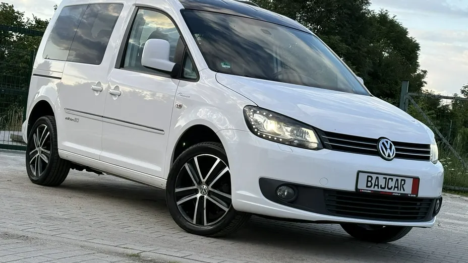 VOLKSWAGEN Caddy -