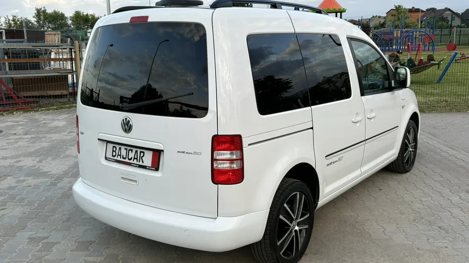 VOLKSWAGEN Caddy -