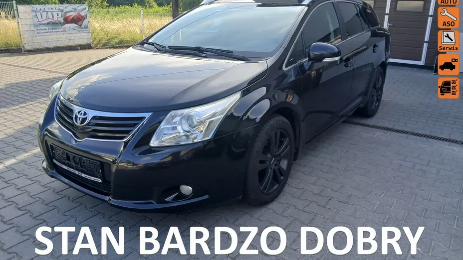 TOYOTA Avensis -