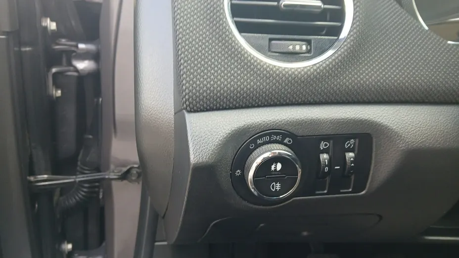 CHEVROLET Cruze -