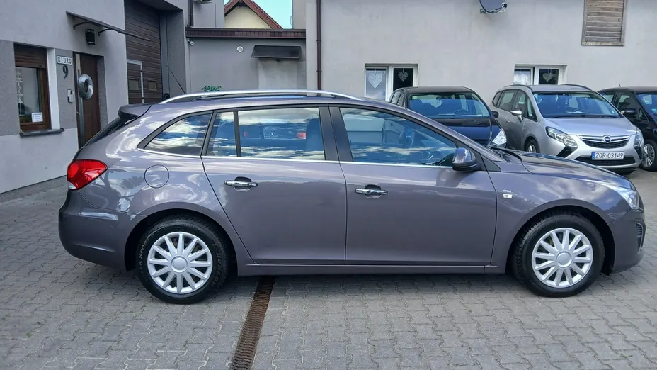 CHEVROLET Cruze -