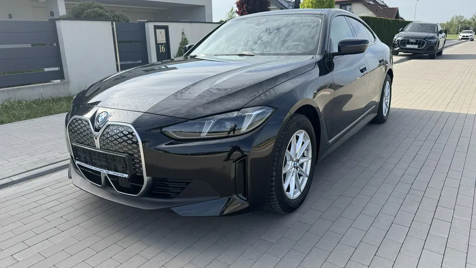 BMW i4 -