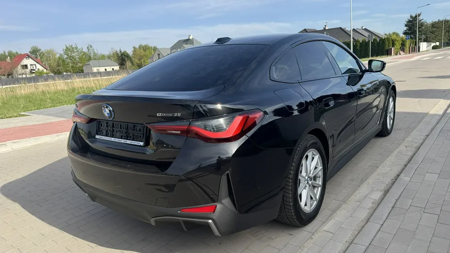 BMW i4 -
