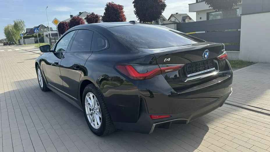 BMW i4 -