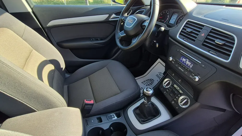 AUDI Q3 -