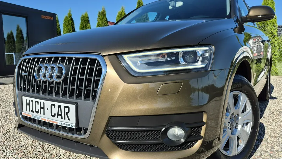 AUDI Q3 -