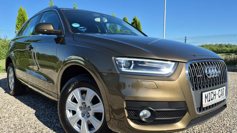 AUDI Q3 -