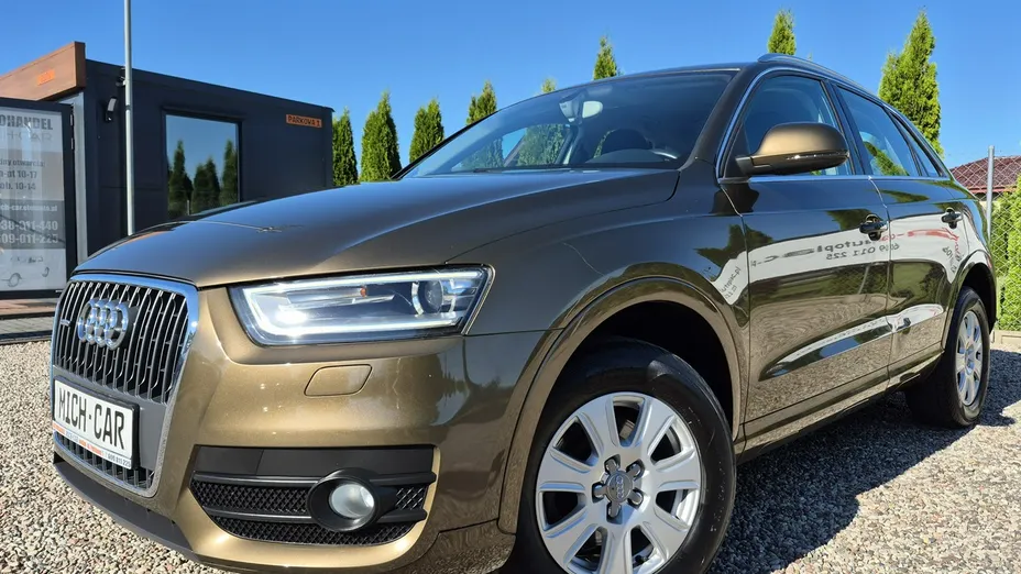 AUDI Q3 -