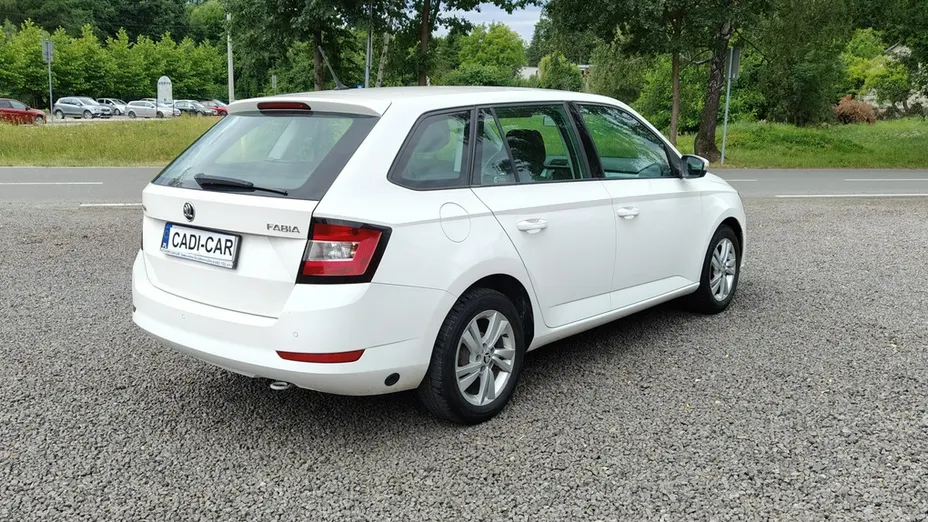 SKODA Fabia -