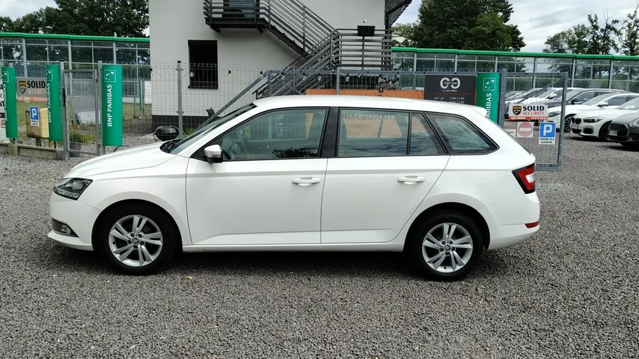 SKODA Fabia -