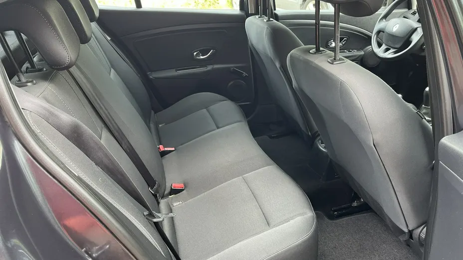 RENAULT Megane -