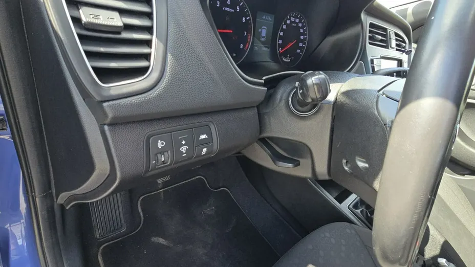 HYUNDAI i20 -