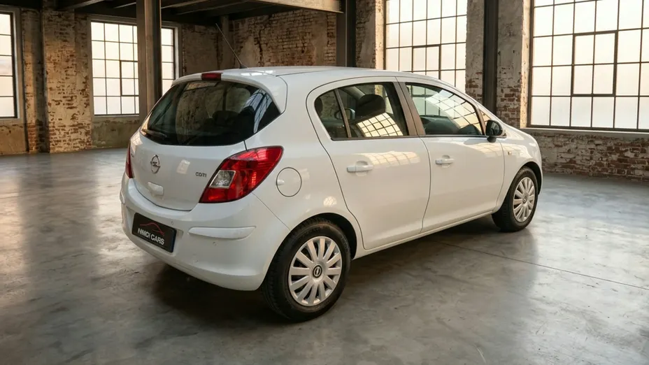 OPEL Corsa -