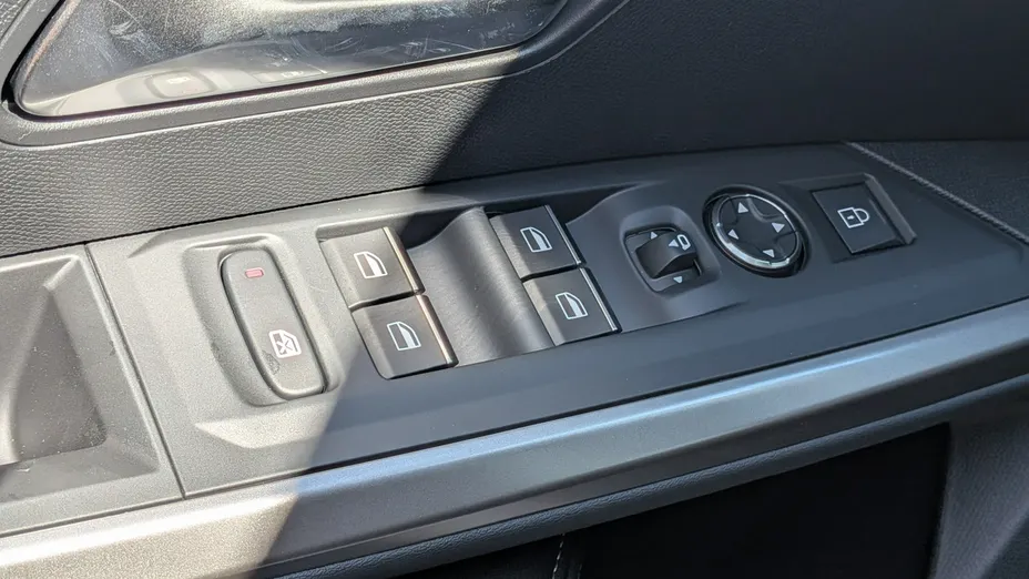 PEUGEOT 3008 -