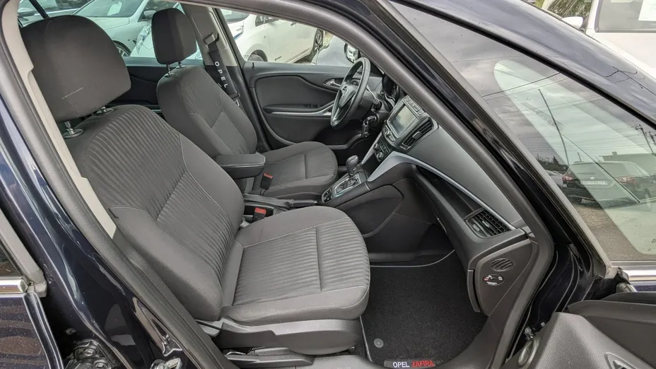 OPEL Zafira -