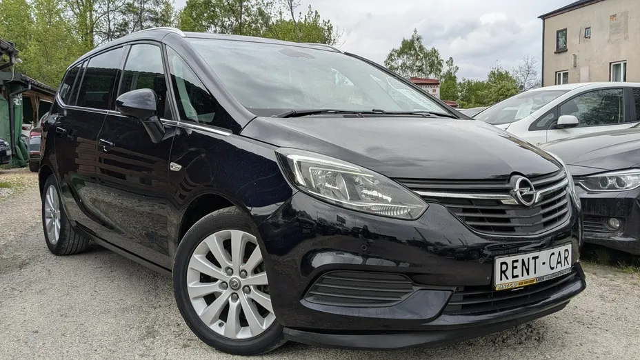 OPEL Zafira -