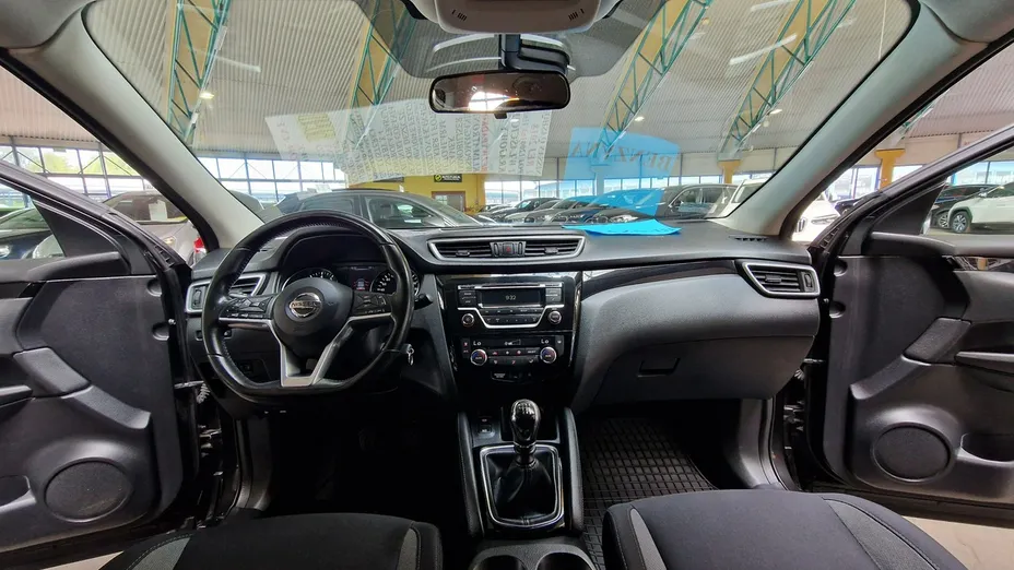 NISSAN Qashqai -