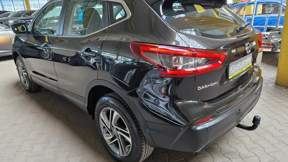 NISSAN Qashqai -