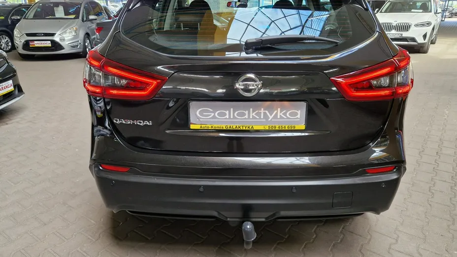NISSAN Qashqai -