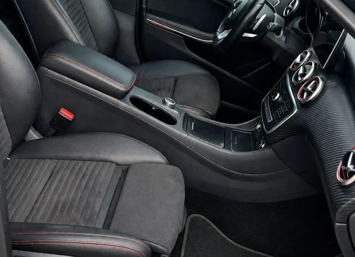 MERCEDES-BENZ A Klasa -