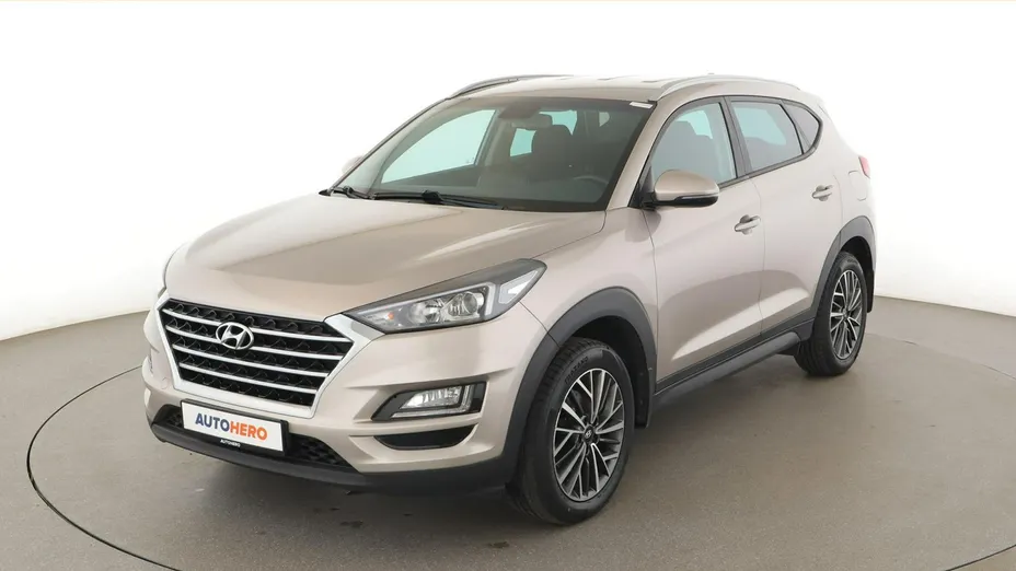 HYUNDAI Tucson -