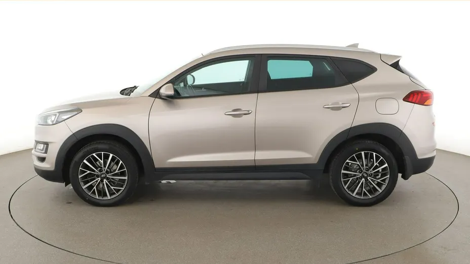HYUNDAI Tucson -