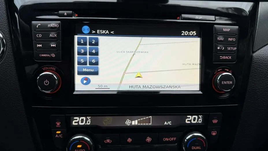 NISSAN Qashqai -