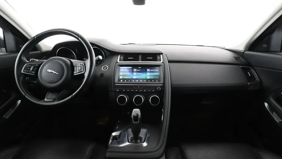JAGUAR E-Pace -