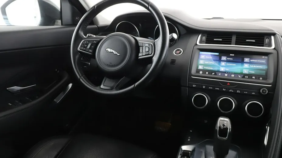 JAGUAR E-Pace -