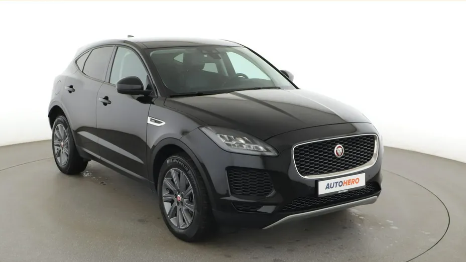 JAGUAR E-Pace -