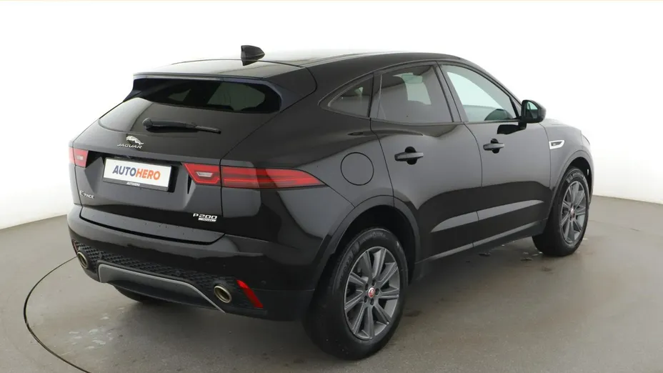 JAGUAR E-Pace -