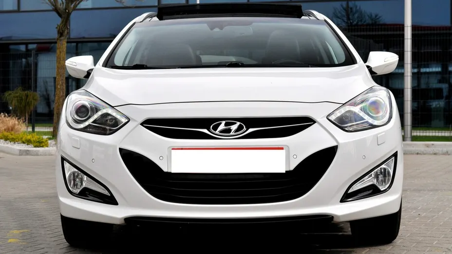 HYUNDAI i40 -