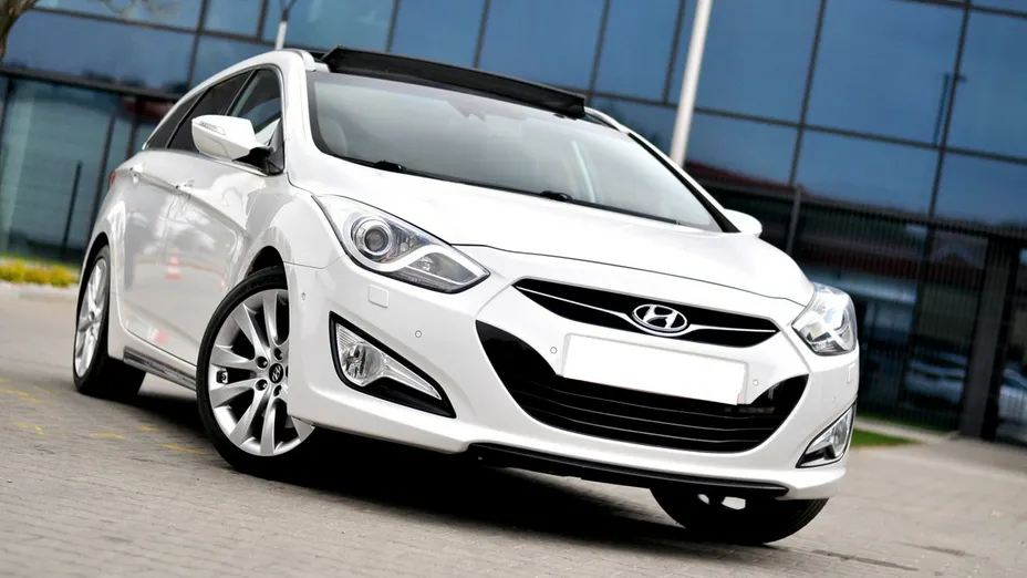 HYUNDAI i40 -