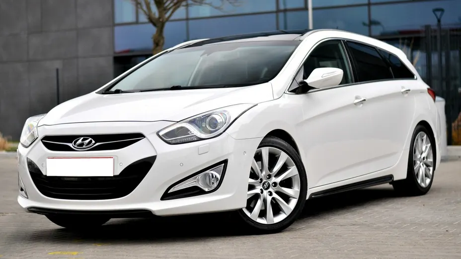 HYUNDAI i40 -