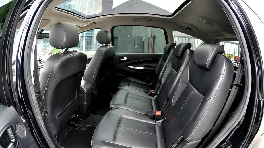 FORD S-MAX -