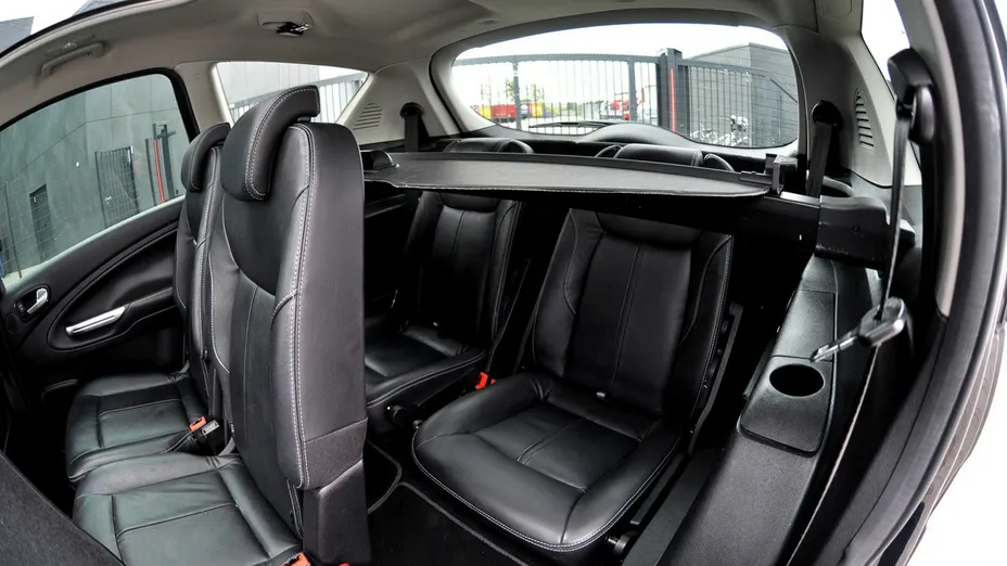 FORD S-MAX -