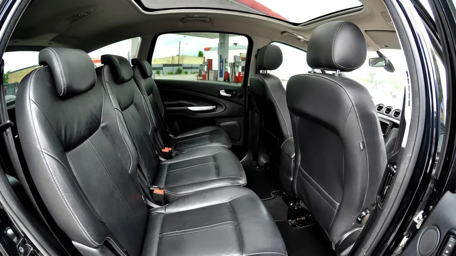 FORD S-MAX -