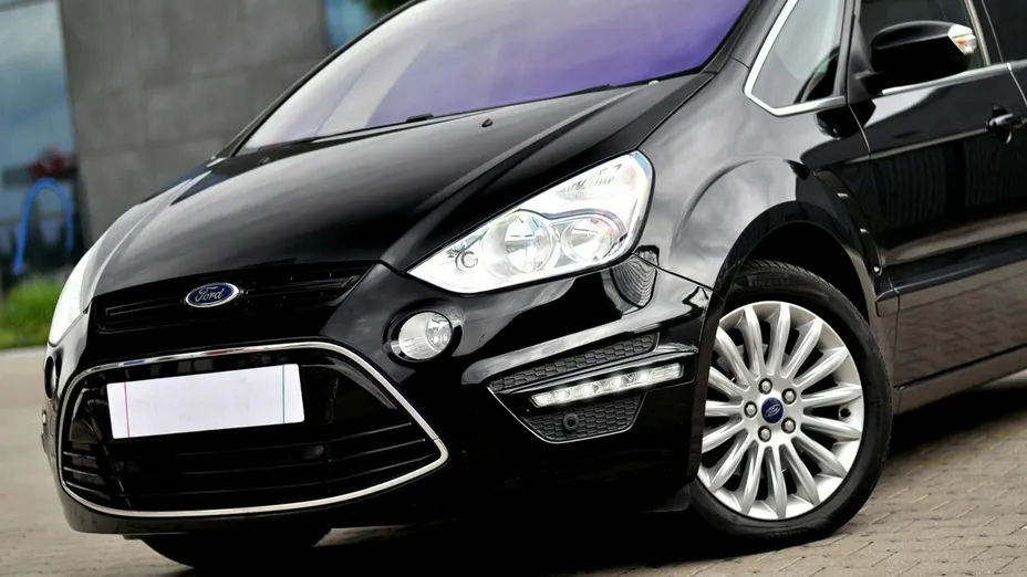 FORD S-MAX -