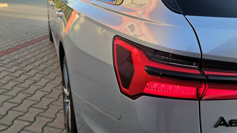 AUDI A6 Avant -
