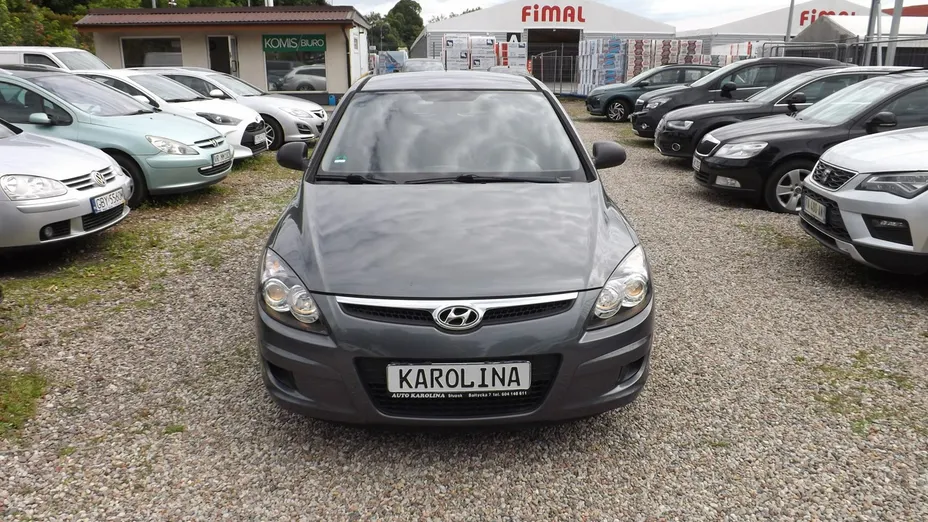 HYUNDAI i30 -